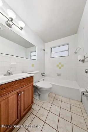 $1,650 | 401 Monroe Avenue, Unit C201, Cape Canaveral, FL 32920
