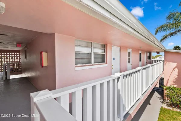 $1,650 | 401 Monroe Avenue, Unit C201, Cape Canaveral, FL 32920
