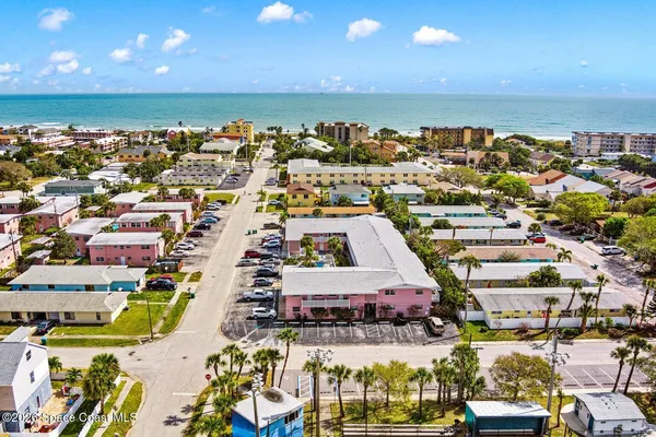 $1,650 | 401 Monroe Avenue, Unit C201, Cape Canaveral, FL 32920