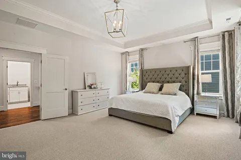 $1,950,000 | 1416 Ross Drive Southwest, Vienna, VA 22180