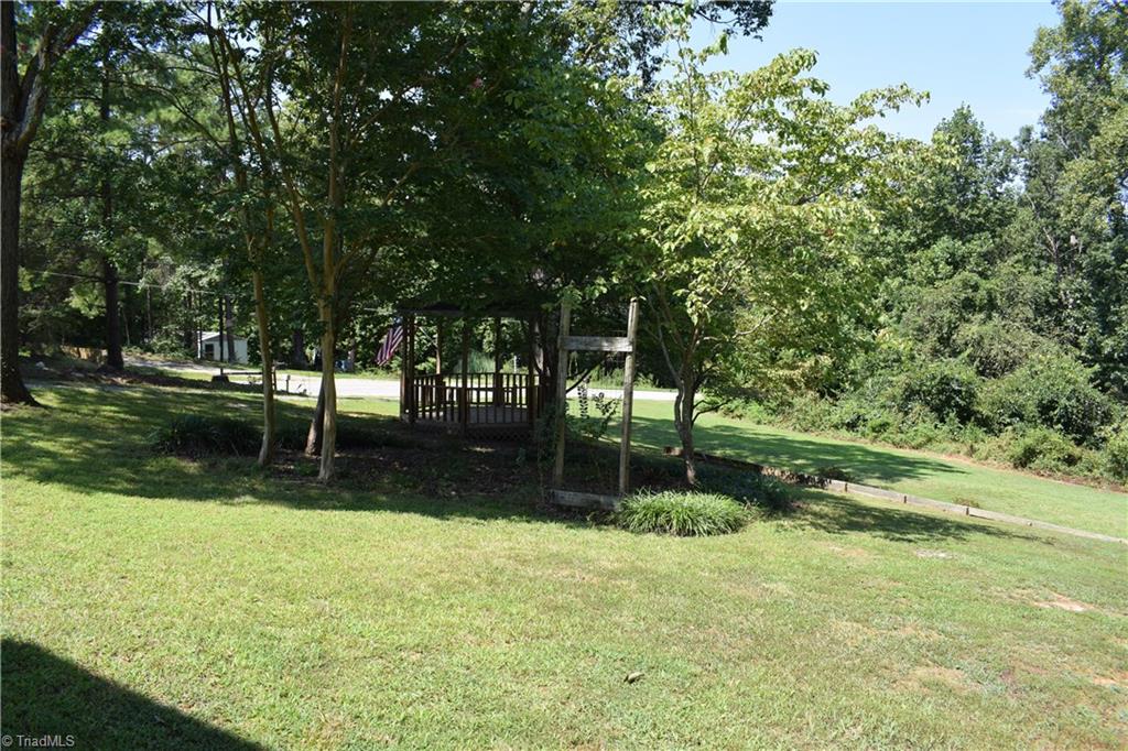 675 Warf Road Lexington, NC 27292 - Photo 8 of 23 Gallery Image 8