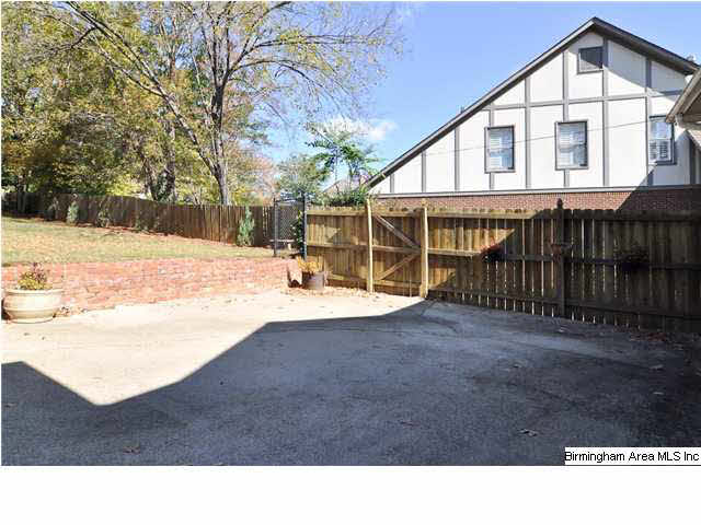 121 East Hawthorne Road Birmingham, AL 35209 - Photo 16 of 18