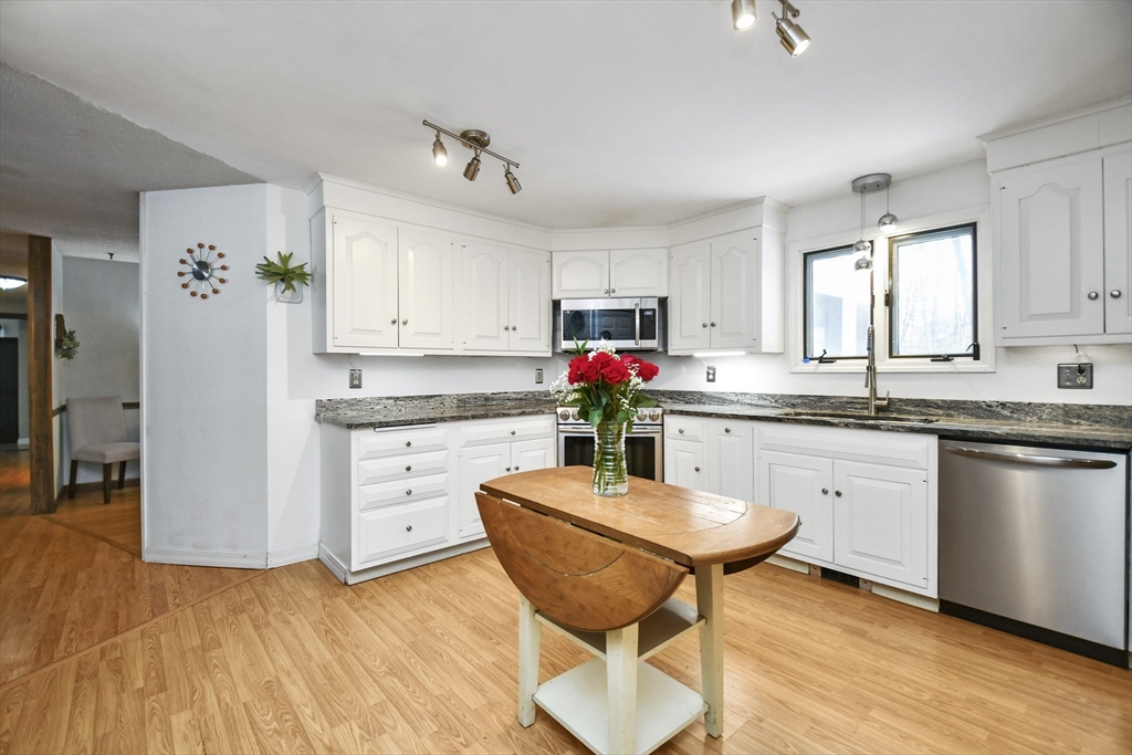 8 Pearl Brook Road Townsend, MA 01474 - Photo 13 of 37 Gallery Image 13