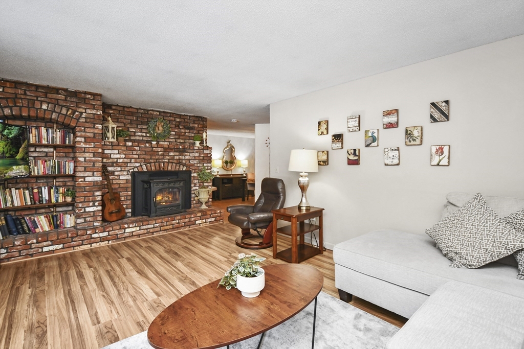 8 Pearl Brook Road Townsend, MA 01474 - Photo 15 of 37 Gallery Image 15