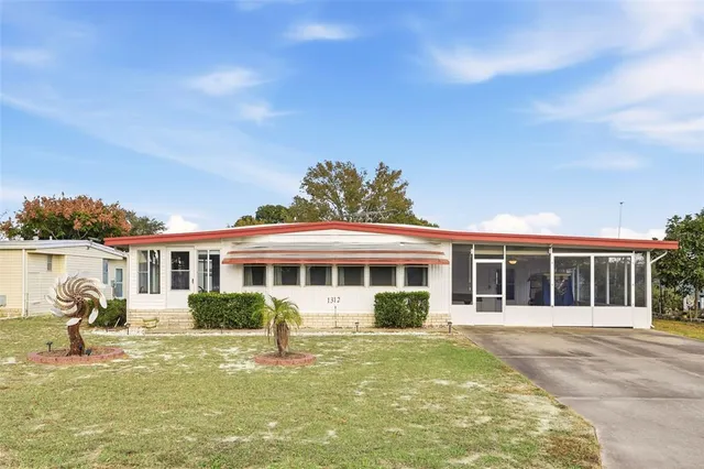 $139,000 | 1312 Apache Circle, Tavares, FL 32778