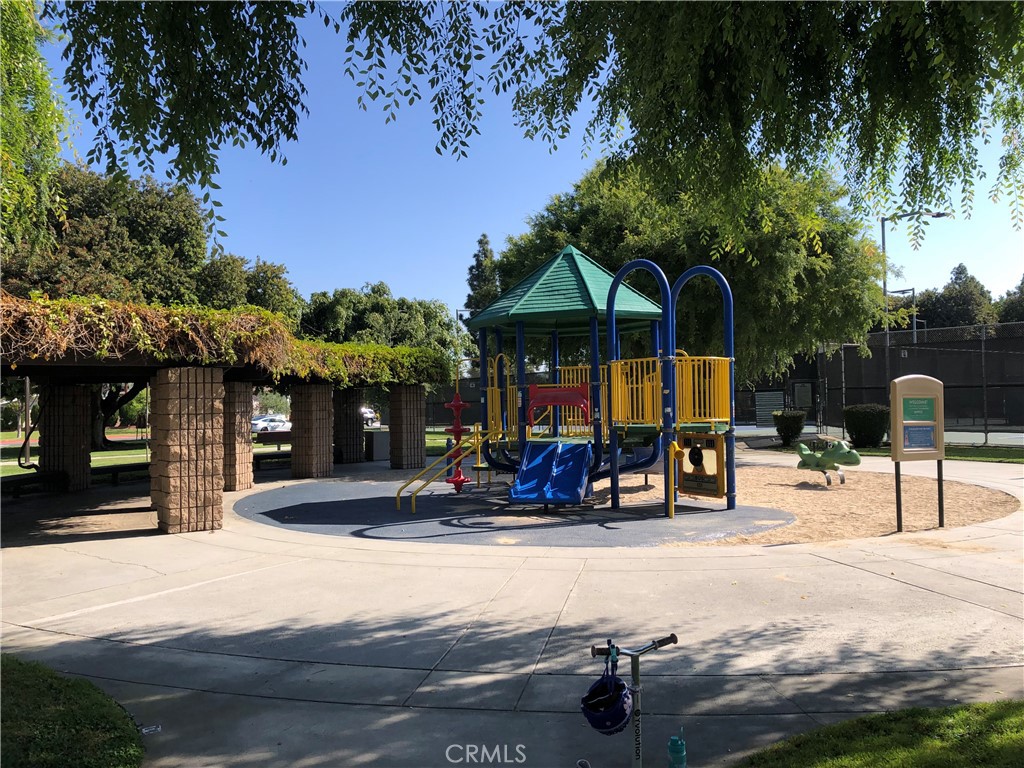 11402 Donovan Road Los Alamitos, CA 90720 - Photo 29 of 44 a view of the street with sitting area
