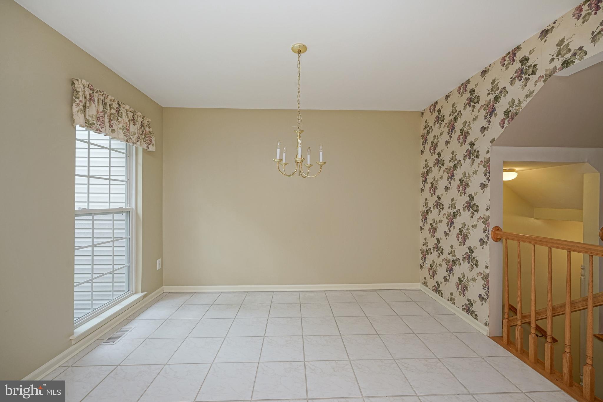 2053 Broadacres Drive Clementon, NJ 08021 - Photo 15 of 35 Dining Room