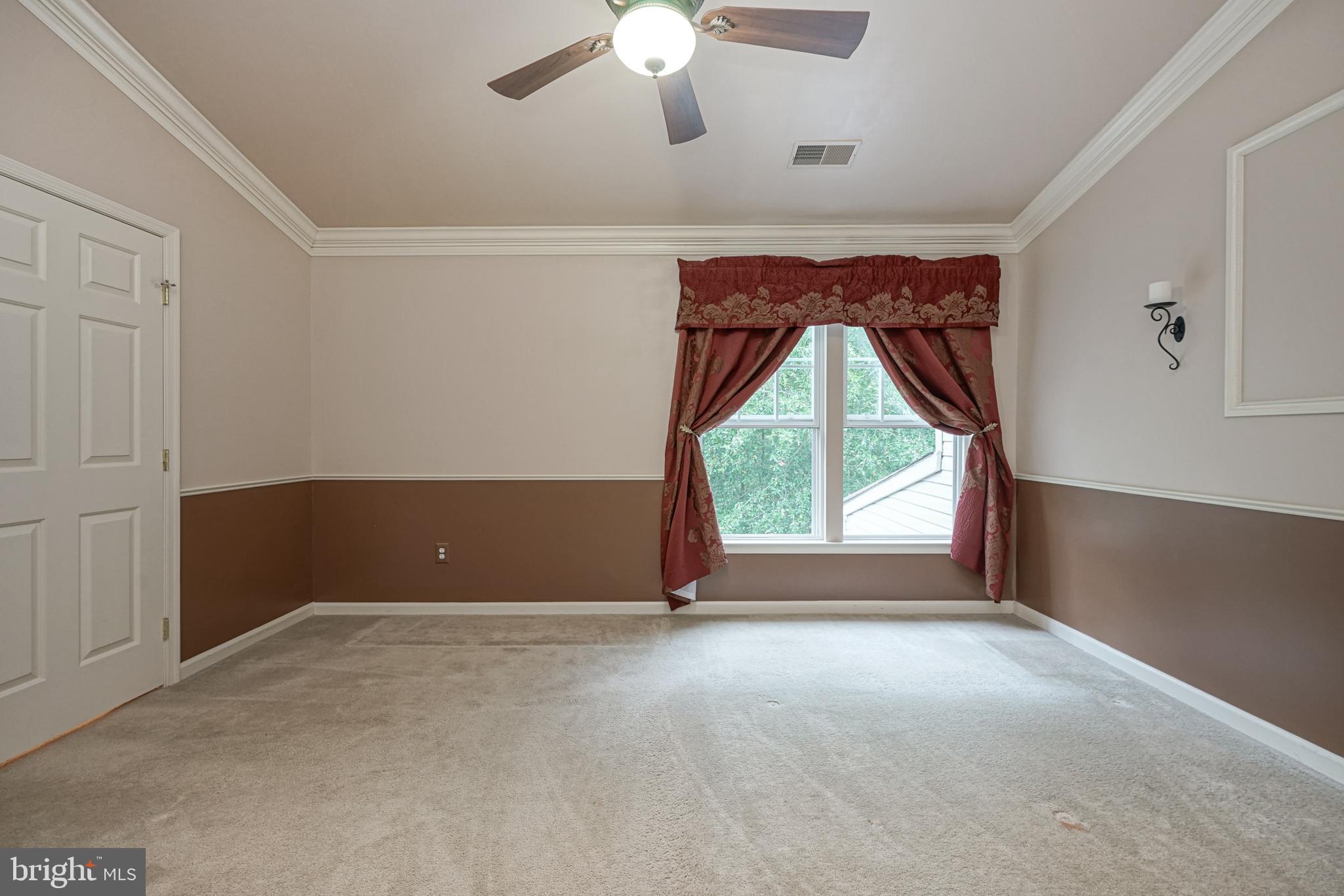 2053 Broadacres Drive Clementon, NJ 08021 - Photo 20 of 35 Primary Bedroom w/Crown Molding