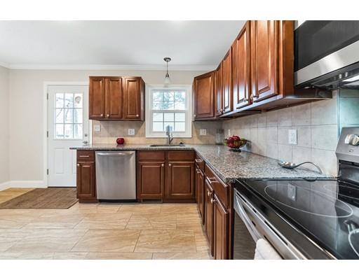 439 Westfield Road Holyoke, MA 01040 - Photo 6 of 22 Gallery Image 6