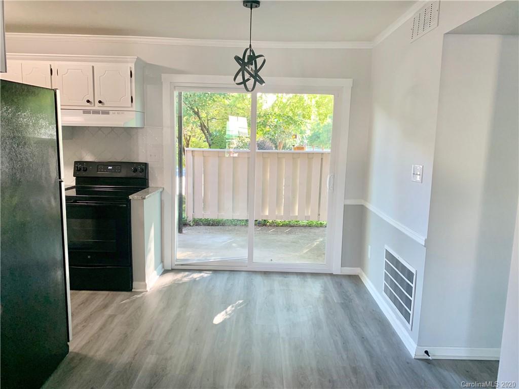 5903 Quail Hollow Road, Unit B Charlotte, NC 28210 - Photo 2 of 14