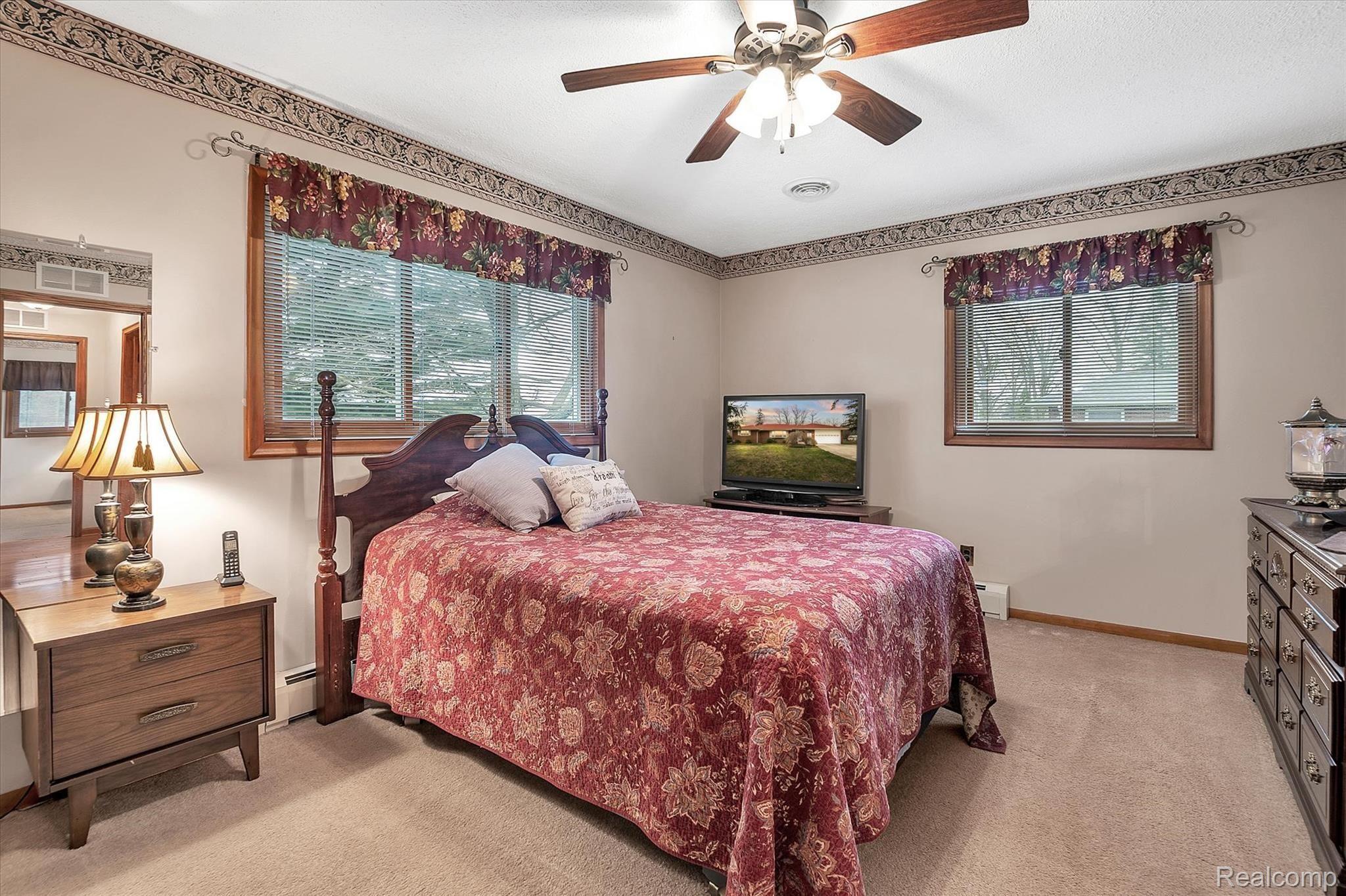 26340 Romine Road New Boston, MI 48164 - Photo 12 of 32 26340 Romine, frame 20.jpg