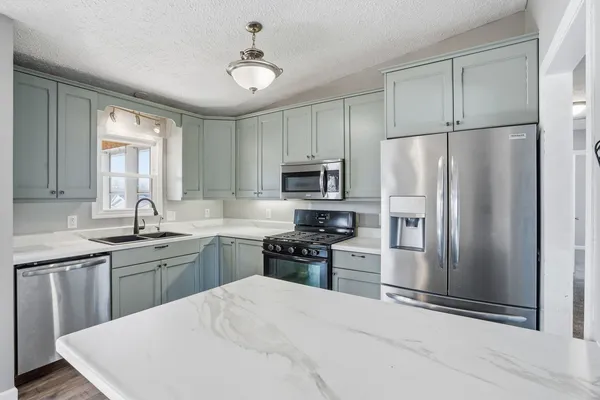 $295,000 | 109 Blackhawk Drive, Eldridge, IA 52748