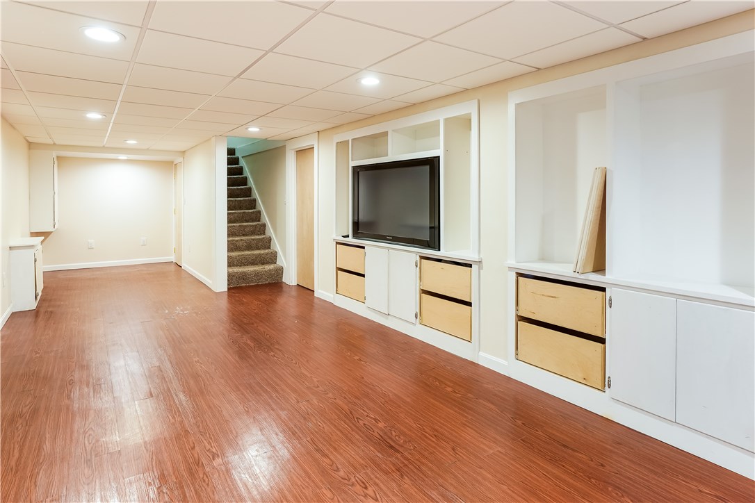 30 Haley Road Warwick, RI 02889 - Photo 19 of 23 Gallery Image 19
