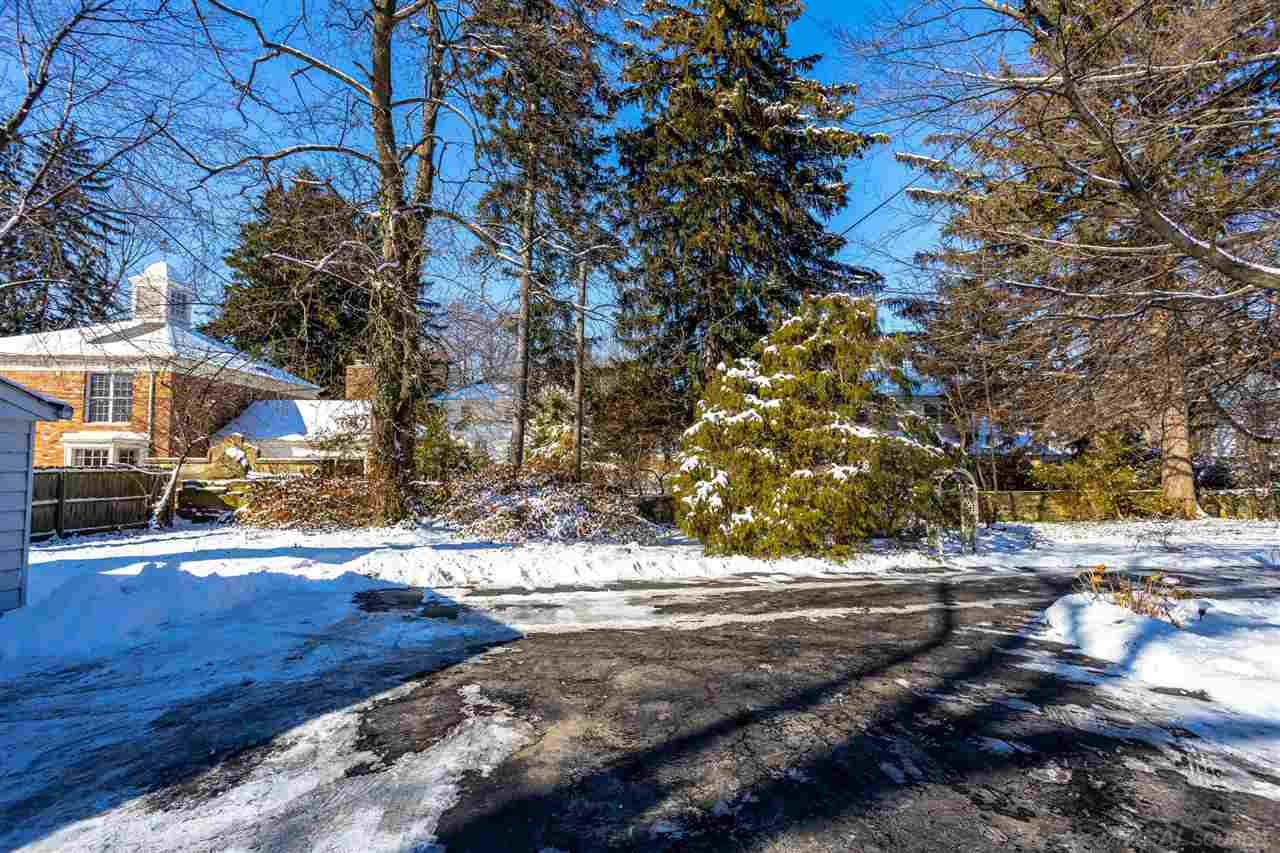 167 Moross Road Grosse Pointe, MI 48236 - Photo 59 of 71 50065932-58.JPG