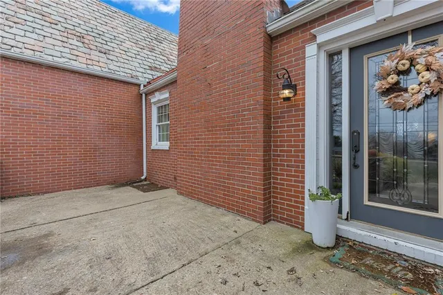 a view of an entrance door of the house