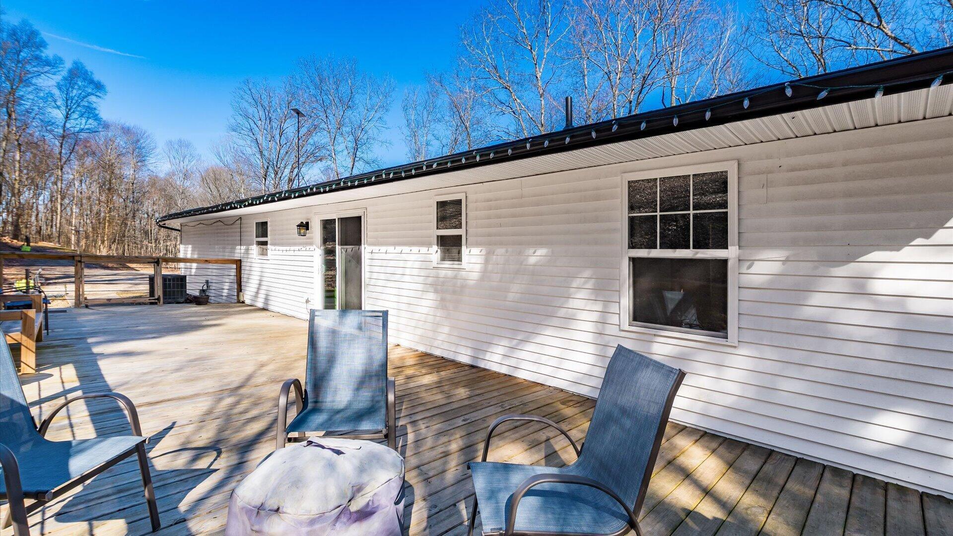 10050 Perryton Road Frazeysburg, OH 43822 - Photo 33 of 47 43-zj 10050 Perryton Rd086-2