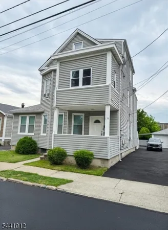 $2,550 | 2-12 Hartley Place, Unit 1, Fair Lawn, NJ 07410