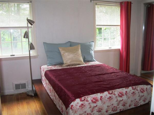 27 Shore Road Wellesley, MA 01760 - Photo 11 of 17