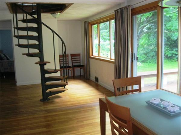 27 Shore Road Wellesley, MA 01760 - Photo 6 of 17