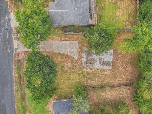 $69,990 | 3107 Louisiana Avenue, Bryan, TX 77803