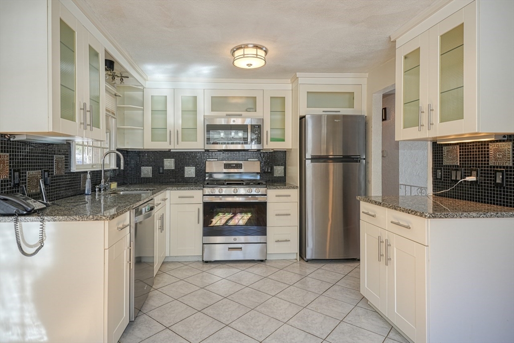 120 County Road Tewksbury, MA 01876 - Photo 7 of 27 Gallery Image 7