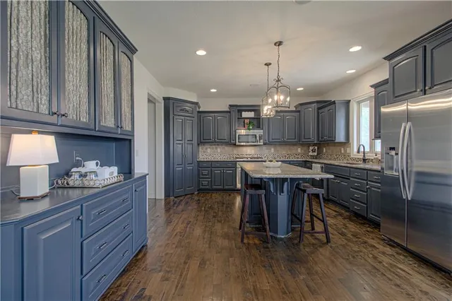 $759,999 | 15920 Grant Street, Stilwell, KS 66085