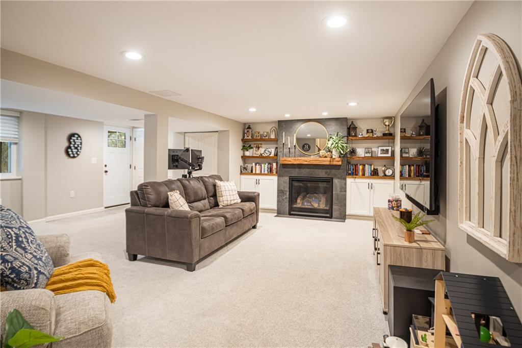 8748 Prescott Drive Pittsburgh, PA 15237 - Photo 20 of 36