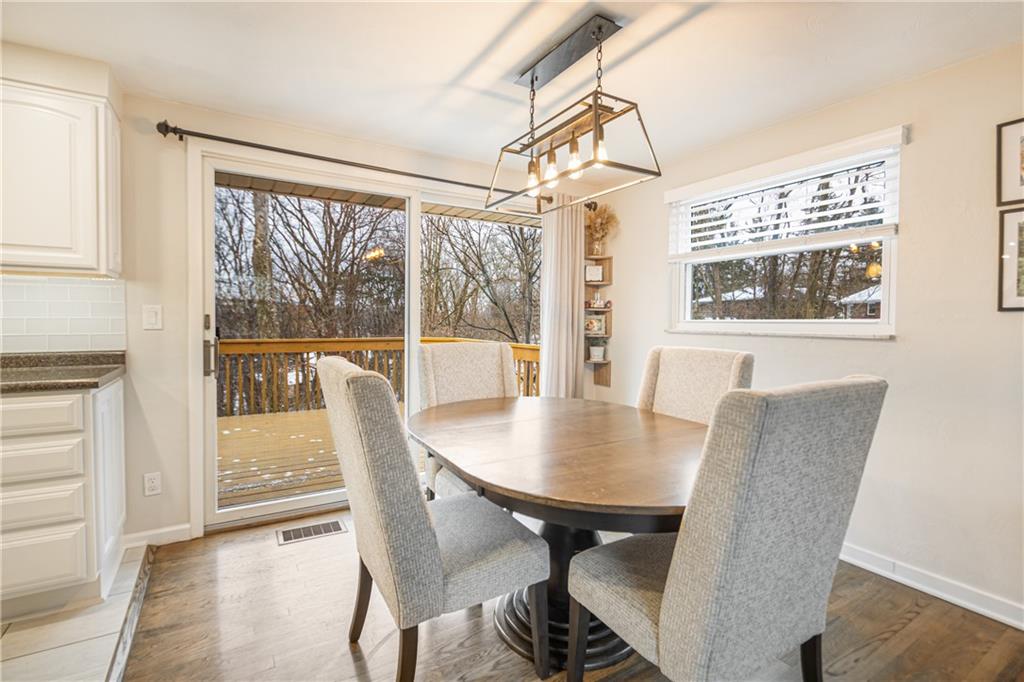 8748 Prescott Drive Pittsburgh, PA 15237 - Photo 6 of 36