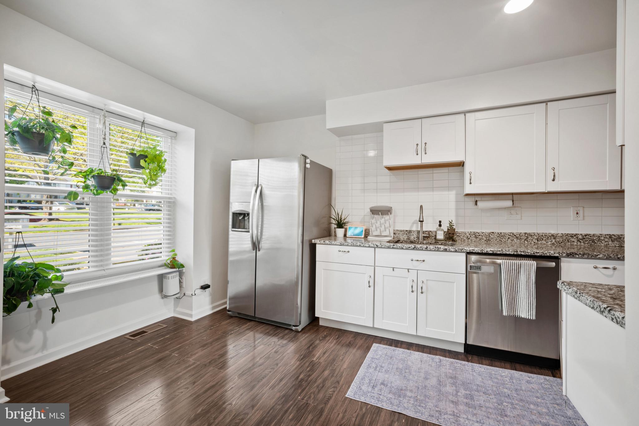 13015 Country Ridge Drive Germantown, MD 20874 - Photo 4 of 20