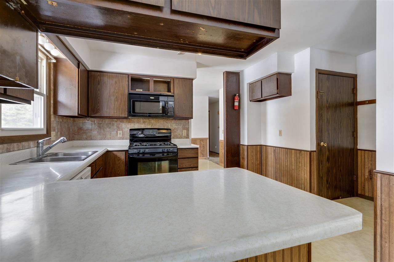 12510 Dorr Road Rockton, IL 61072 - Photo 7 of 15 Gallery Image 7