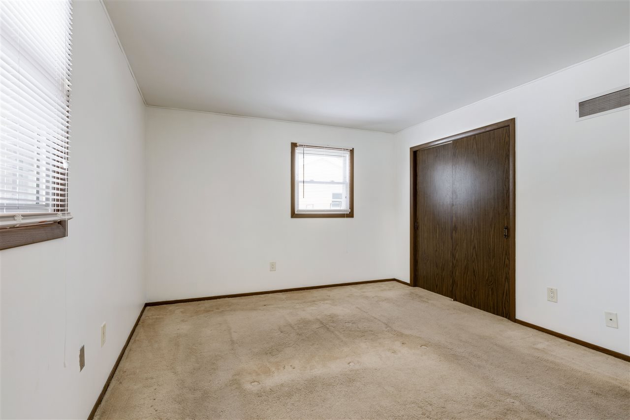 12510 Dorr Road Rockton, IL 61072 - Photo 10 of 15 Gallery Image 10
