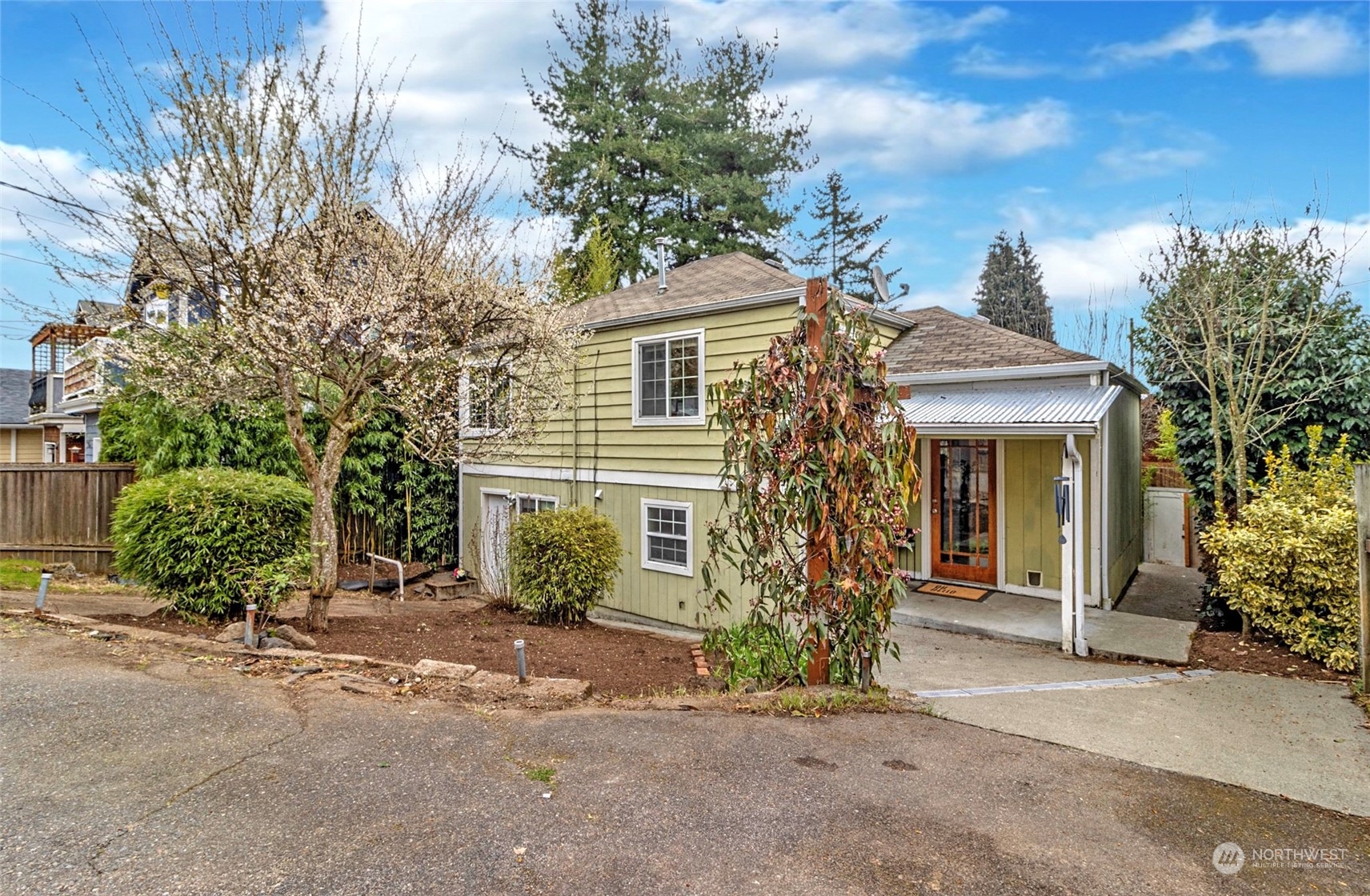 9048 3rd Avenue South Seattle, WA 98108 - Photo 3 of 36 front view of a house with a tree