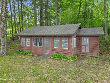 $675,000 | 172 Blythewood Drive, Pittsfield, MA 01201
