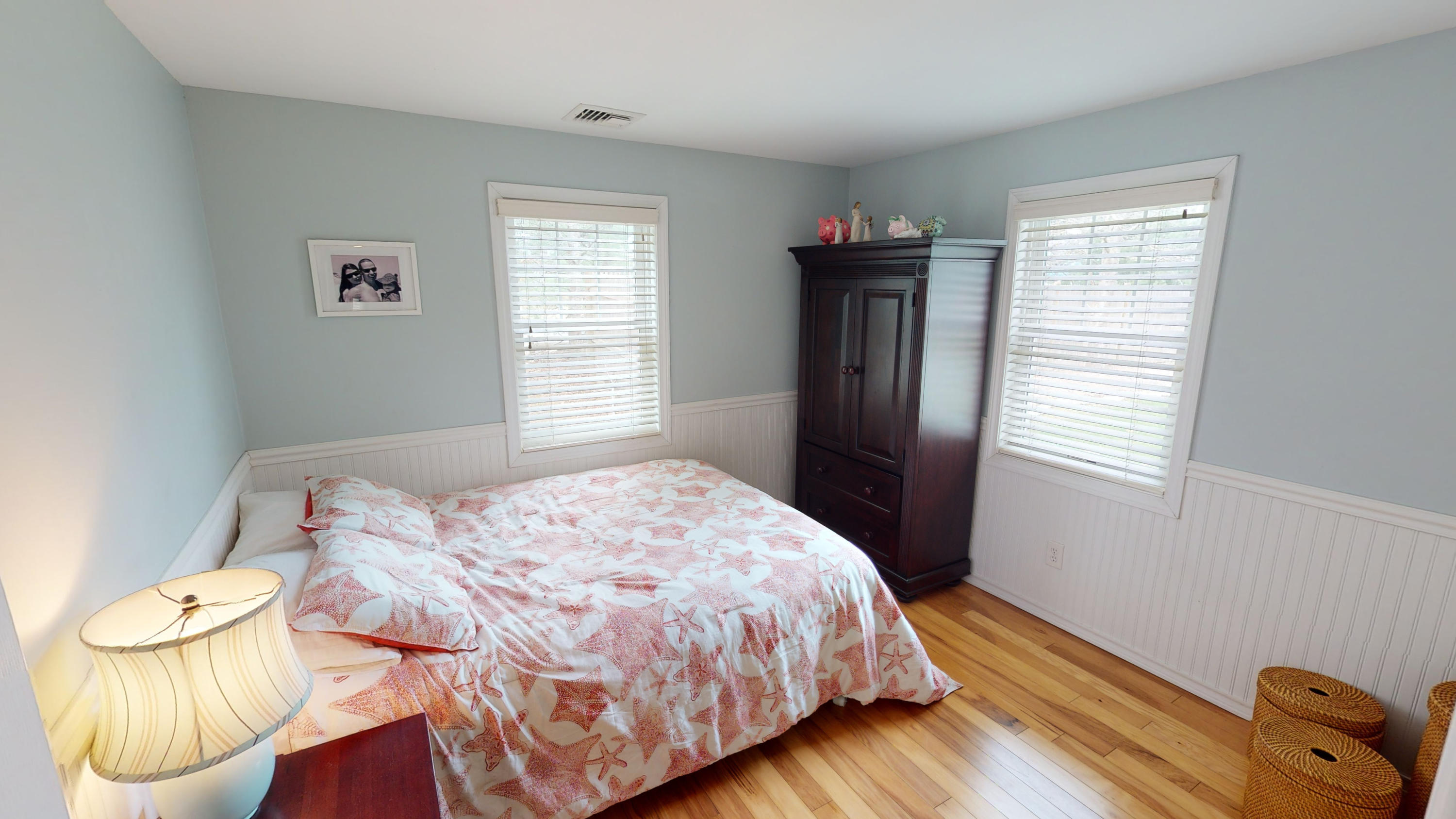116 Oldham Road Osterville, MA 02655 - Photo 7 of 29 a bedroom with a bed and a window