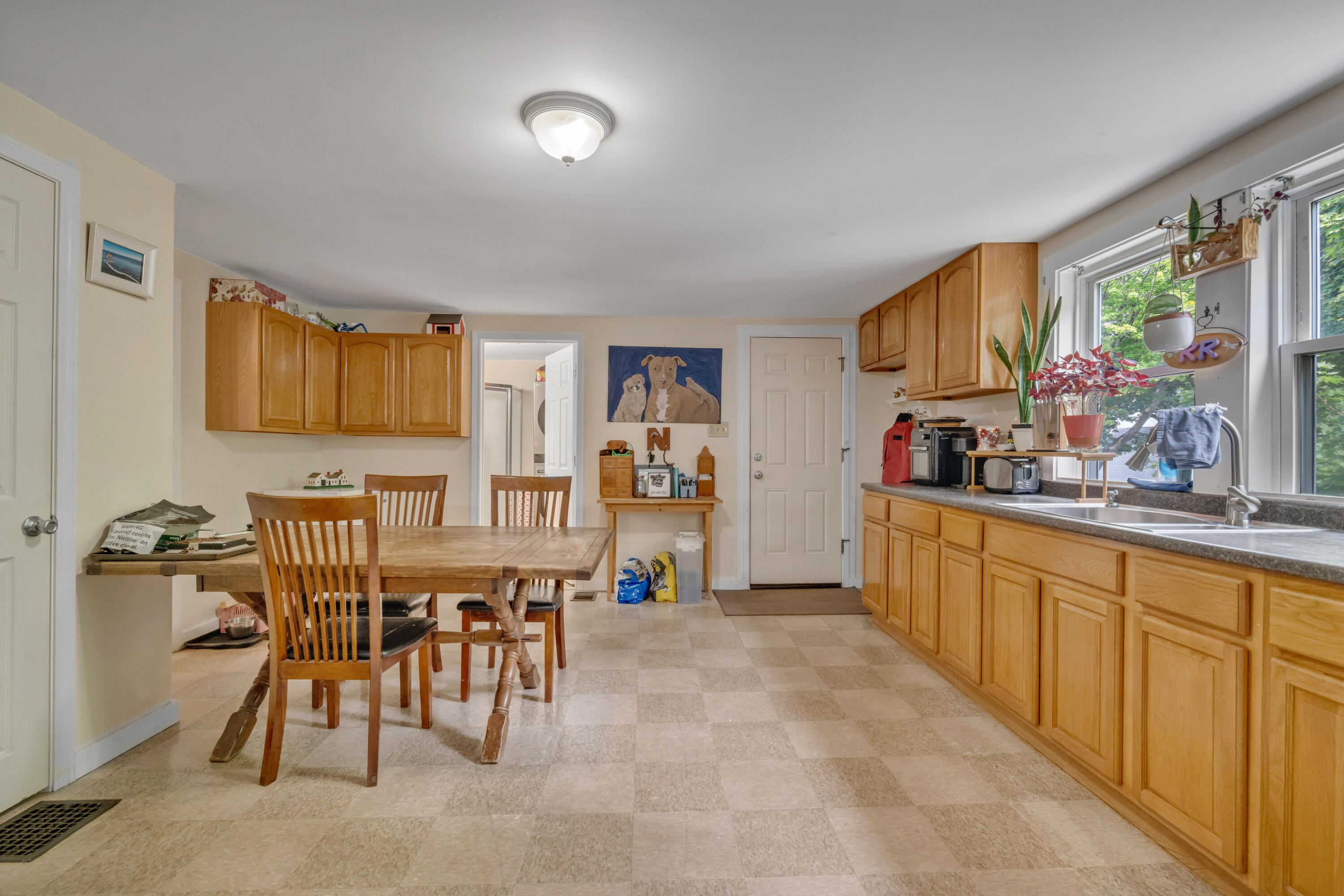 8 Thompson Street Lewiston, ME 04240 - Photo 25 of 46 DSC06866