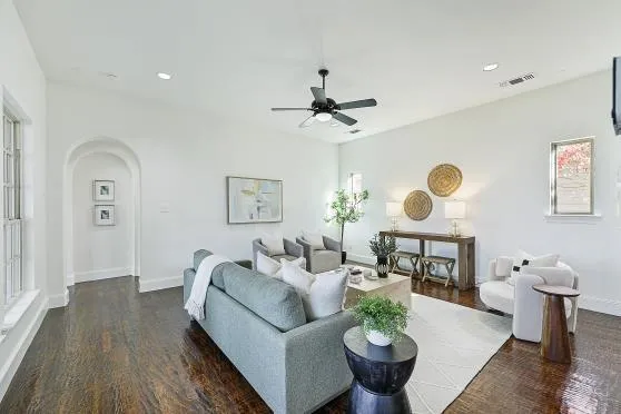 $875,000 | 2201 Shakespeare Street, Carrollton, TX 75010