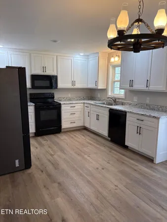 $259,900 | 350 Colditz Road, Jamestown, TN 38556