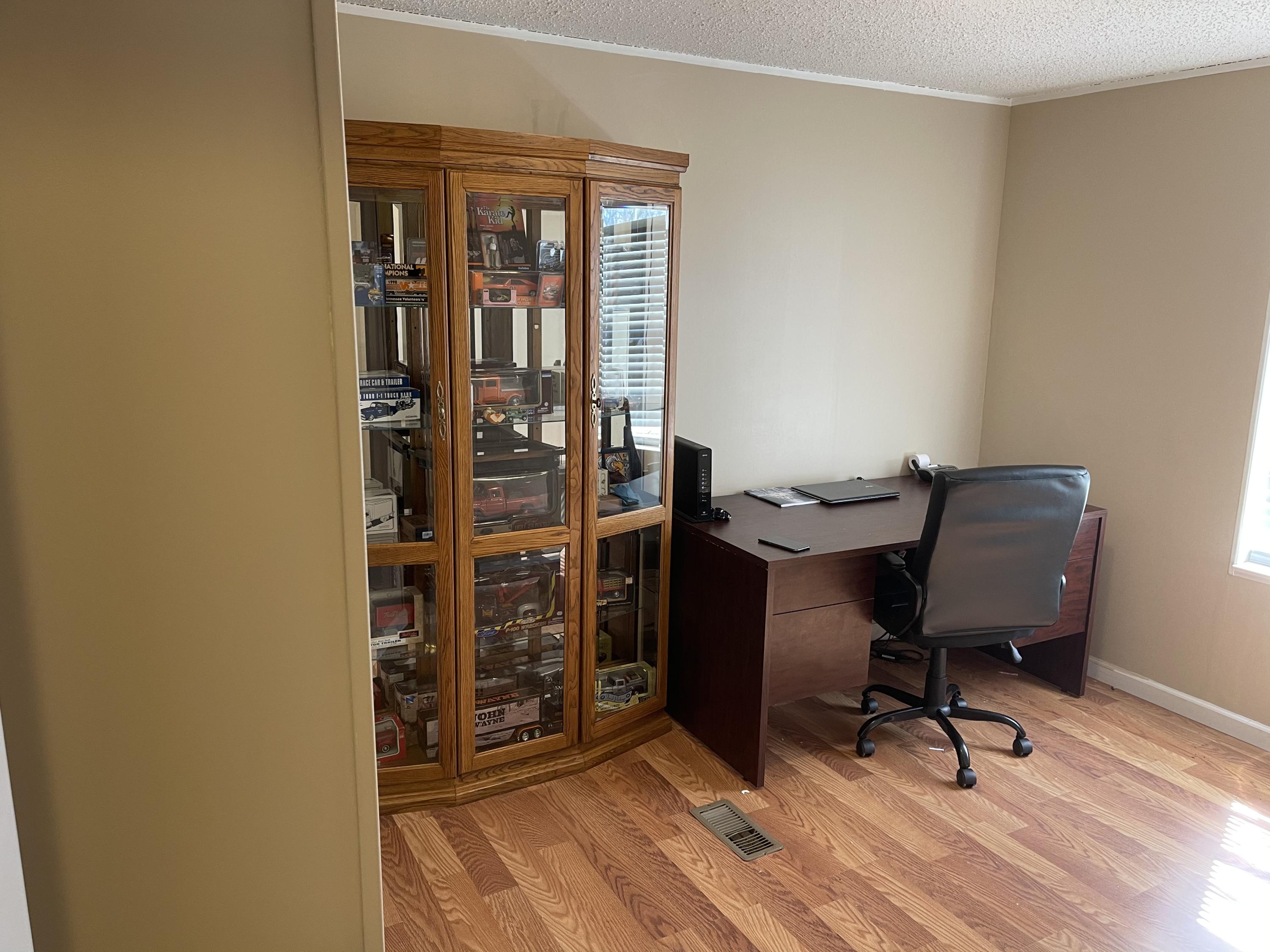 8207 East Emory Road Corryton, TN 37721 - Photo 5 of 23 2021-03-29 12.18.09