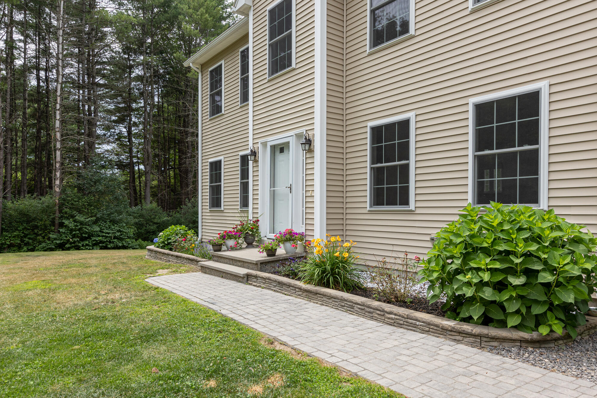 385 Mosher Road Gorham, ME 04038 - Photo 46 of 56 385 Mosher Rd_W5_056