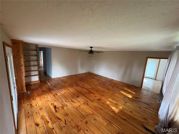 $215,000 | 7440 Highway 17, Houston, MO 65483
