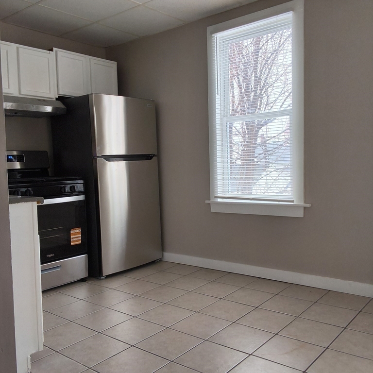 44 Winter Street, Unit 2S Fall River, MA 02720 - Photo 5 of 10