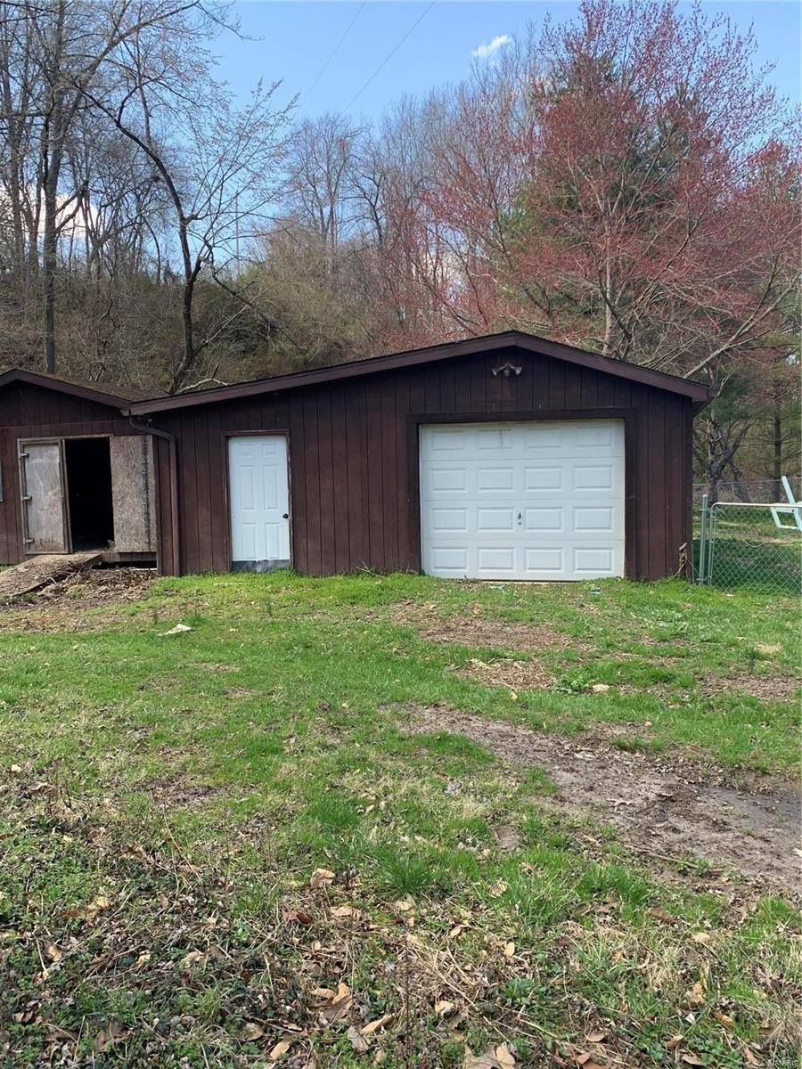 6874 Lebanon Road Collinsville, IL 62234 - Photo 7 of 59
