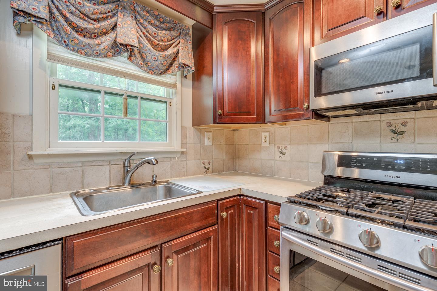 1039 Shawnee Lane Shamong, NJ 08088 - Photo 16 of 39