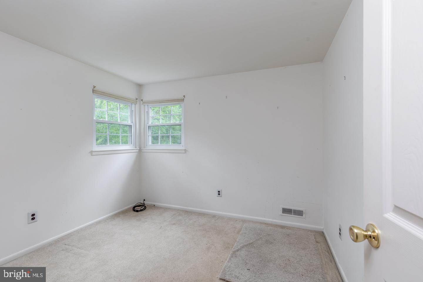 1039 Shawnee Lane Shamong, NJ 08088 - Photo 34 of 39