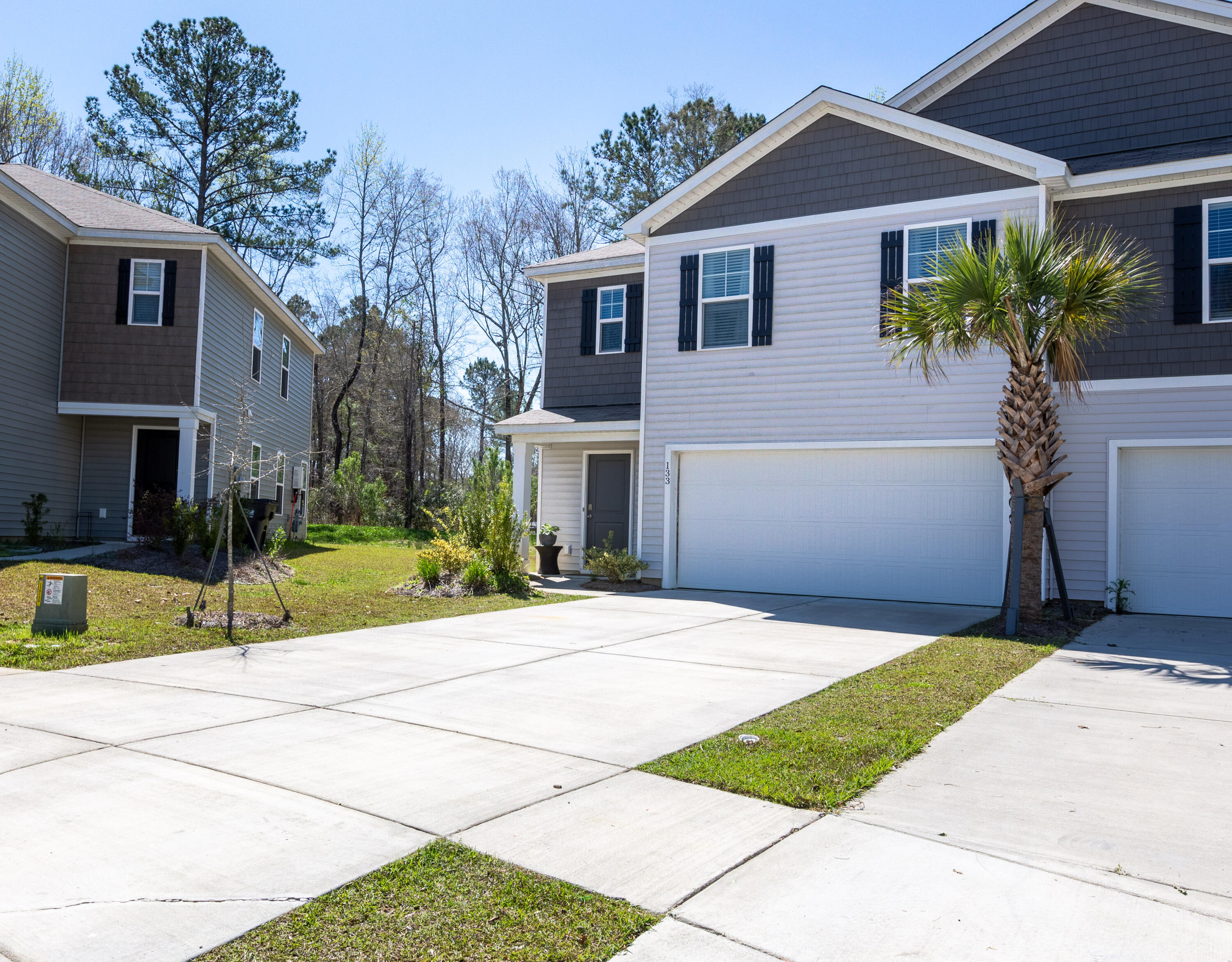 133 Bright Meadow Road Summerville, SC 29483 - Photo 4 of 37 133_Bright_Meadow_Rd_Brett_Martin_Photog