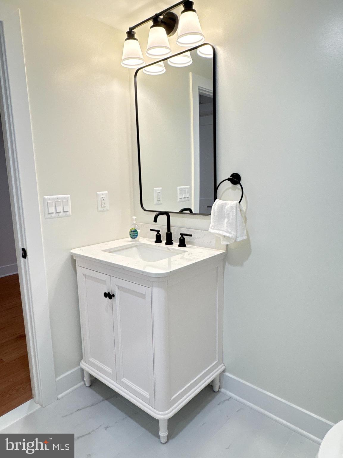 132 North Earley Street Alexandria, VA 22304 - Photo 28 of 45