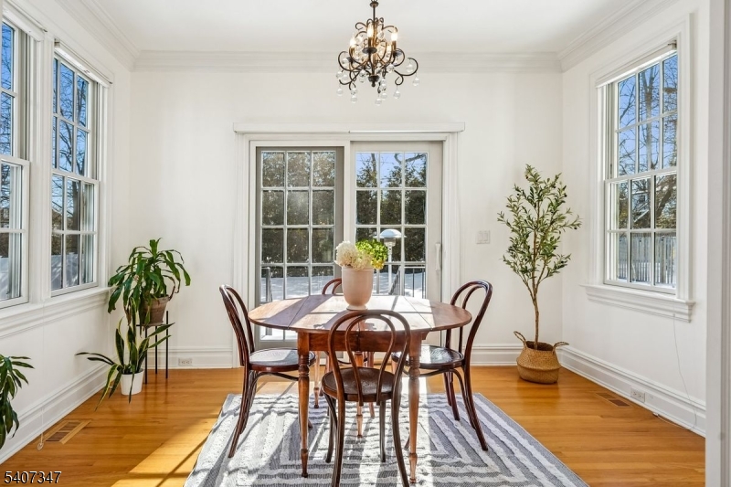 9 Mt Vernon Road Montclair, NJ 07043 - Photo 13 of 46