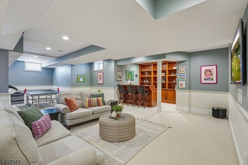 9 Mt Vernon Road Montclair, NJ 07043 - Photo 31 of 46