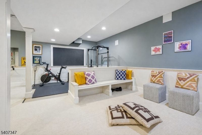 9 Mt Vernon Road Montclair, NJ 07043 - Photo 33 of 46