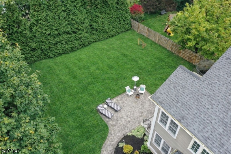 9 Mt Vernon Road Montclair, NJ 07043 - Photo 37 of 46